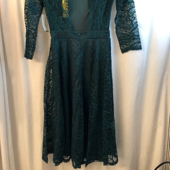 ALEXIA ADMOR V-Neck Lace Fit & Flare Dress Cutout Back Green XS NWT - Picture 8 of 8